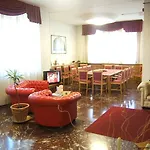 Franchi Otel 3*